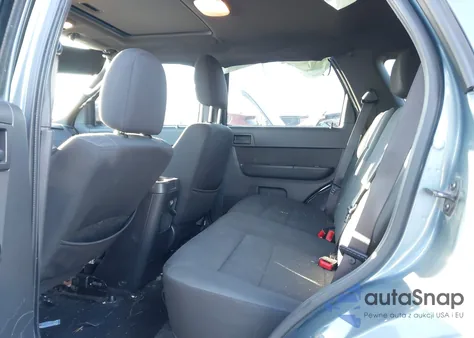 2012 Ford Escape Xlt z USA, uszkodzony, nr VIN 1FMCU9D74CKC73735